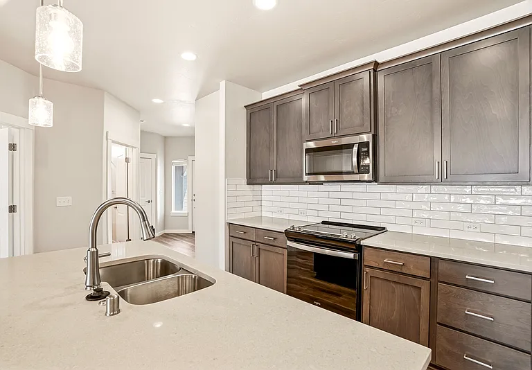 1231 N Tschirley St #1 — Photo 3