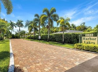 1155 Sandpiper St APT A2, Naples, FL 34102