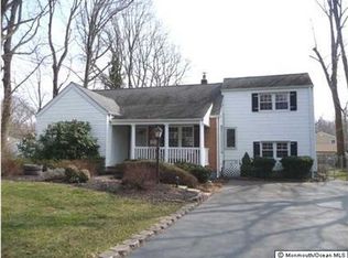 45 Swartzel Dr, Middletown, NJ 07748