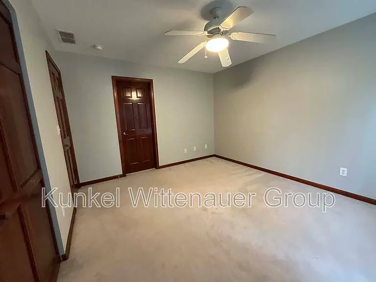 120 Harbor Point — Photo 24