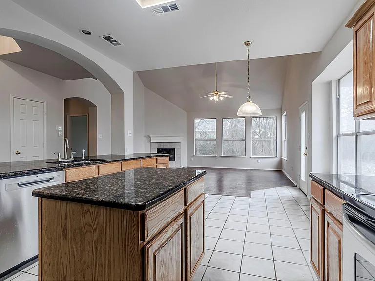 7025 Michael Dr — Photo 11
