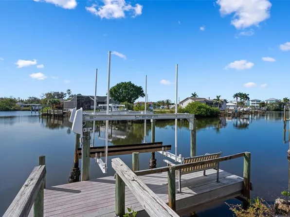 1503 MARLIN STREET, NOKOMIS, FL 34275