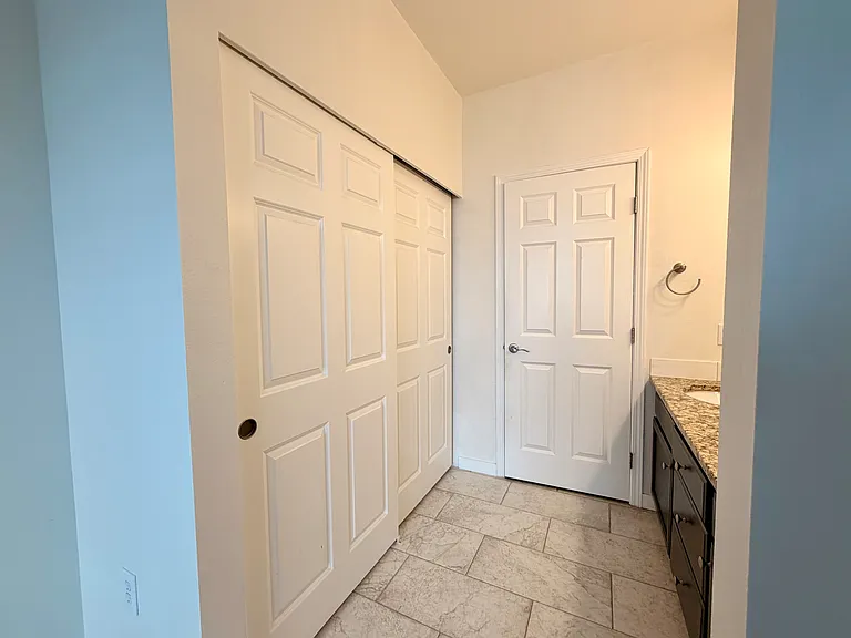 5400 Harbour Pointe Blvd #J201 — Photo 13