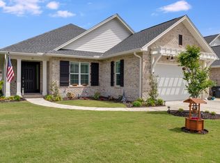 111 Hornet Ln, Valparaiso, FL 32580