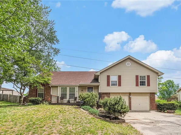 9915 N Wayne Ave, Kansas City, MO 64155