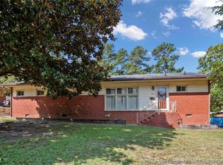 424 McRae Dr, Fayetteville, NC 28305