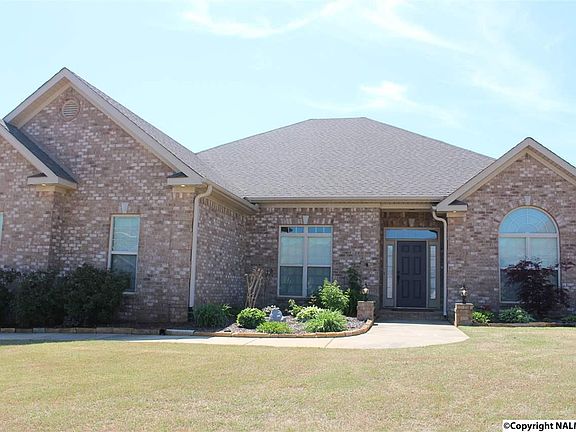 3rd image of 7506 Hunterwood Ln