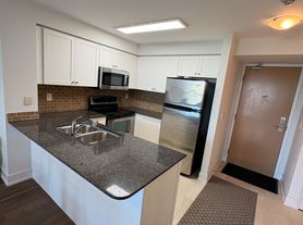 503 Beecroft Rd