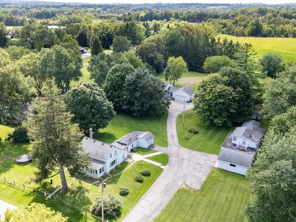 2647 Mayfield ROAD, Richfield, WI 53076