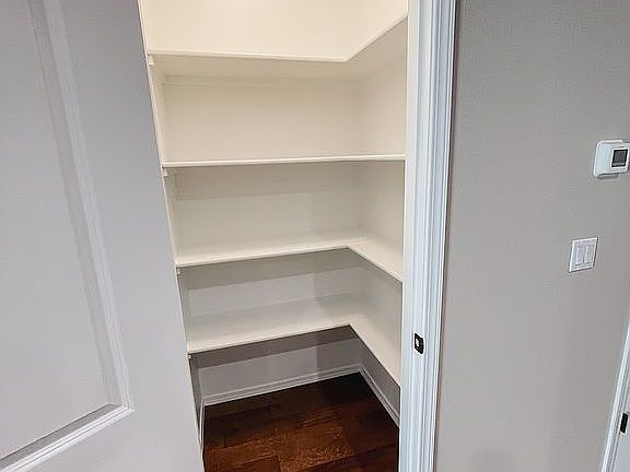 5th image of 6616 NE 56th Way