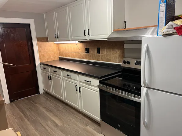324 N Outagamie St #1/2, Appleton, WI 54914