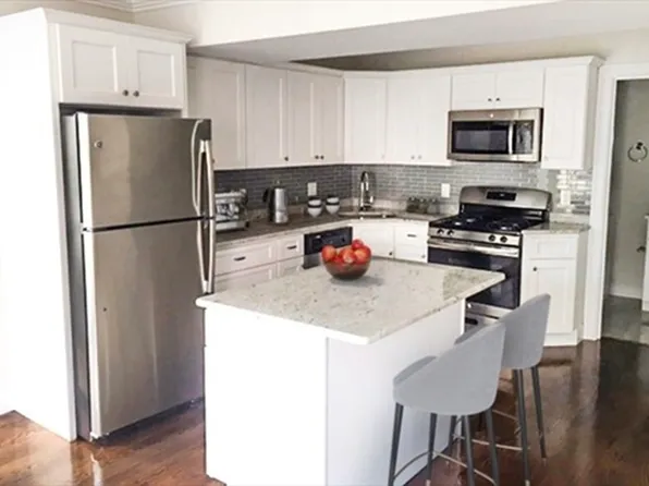 3381R Washington St #A1, Jamaica Plain, MA 02130