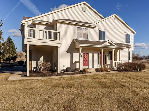3rd image of 7419 Thomas Dr #272