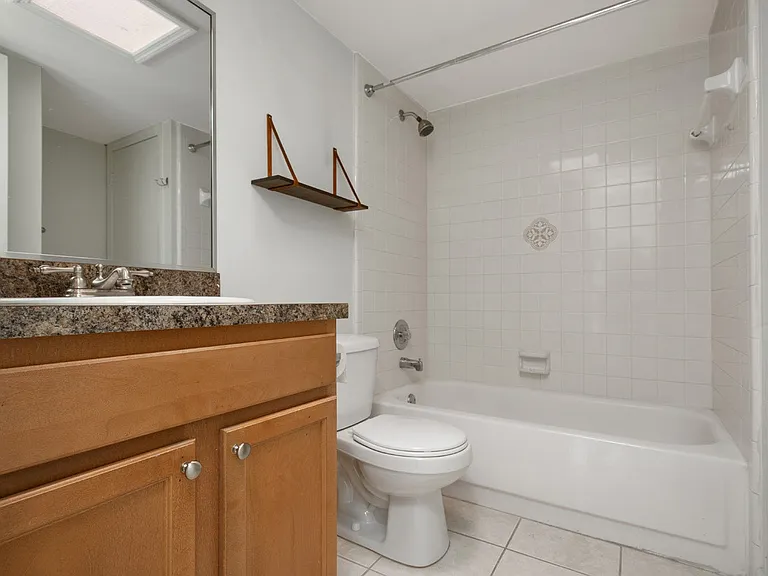2808 Plaza Terrace Dr #808 — Photo 9
