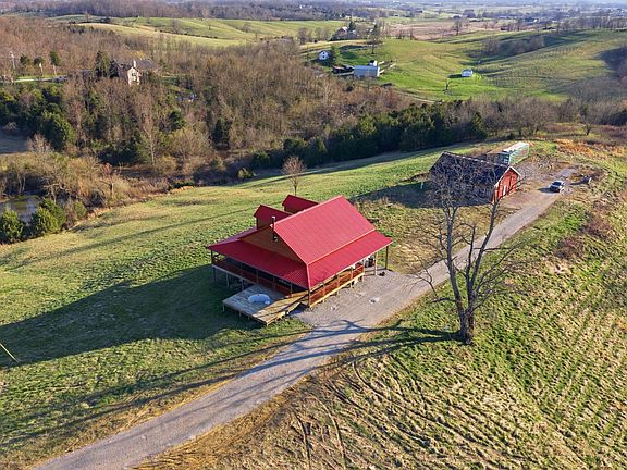 4th image of 594 Skinnersburg Rd