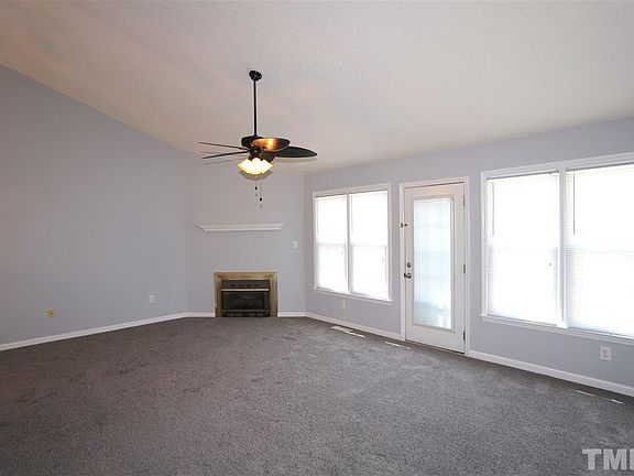 4th image of 405 Poole Dr