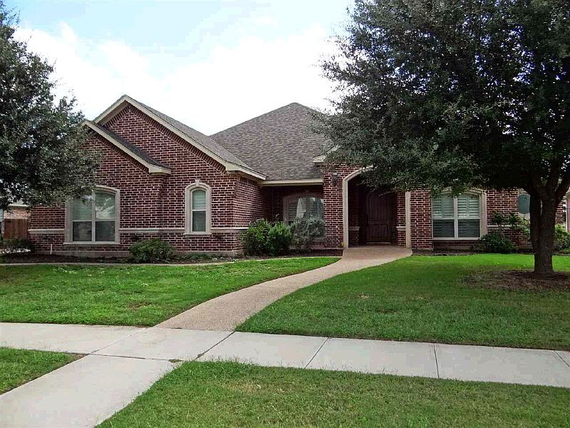 1st image of 1116 Charing Cross Dr