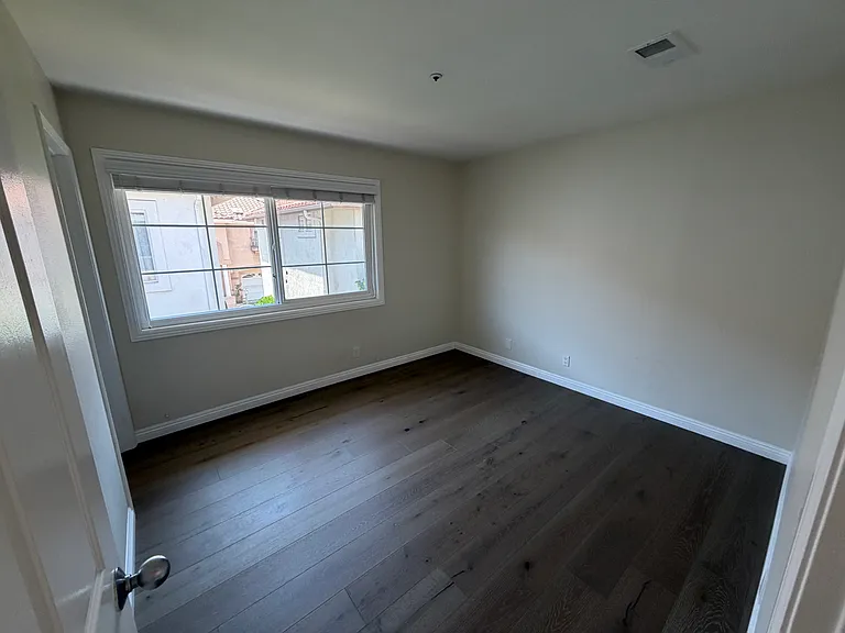 330 El Dorado St #4 — Photo 19