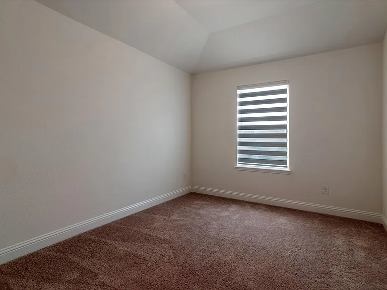 933 Brock Dr — Photo 21