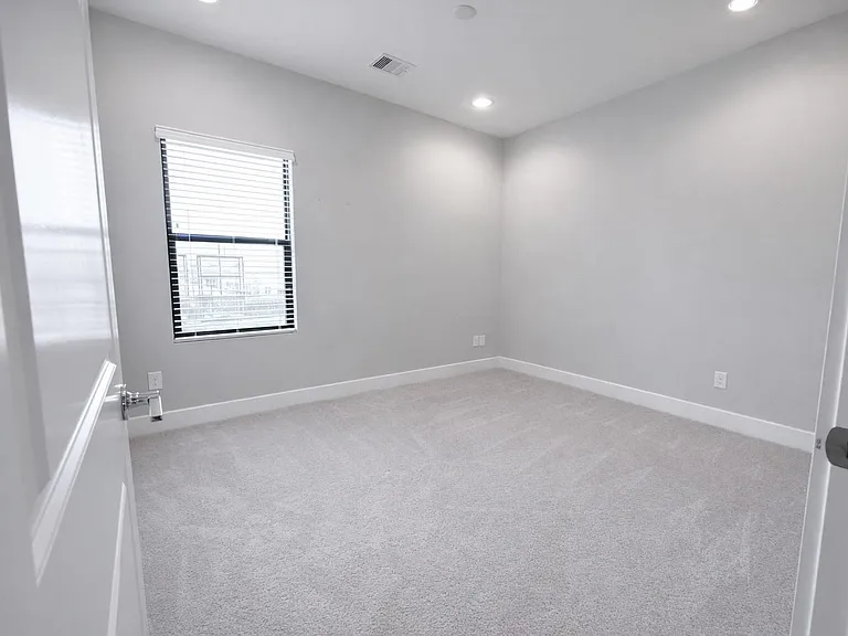 10806 Warwana Rd #C — Photo 21