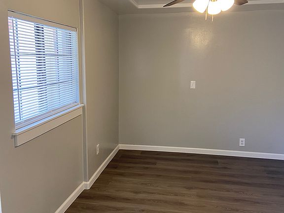 5th image of 561 E Dayman St #561