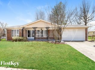 12810 Verwood Dr, Florissant, MO 63033