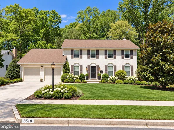 8510 Browning Ct, Annandale, VA 22003