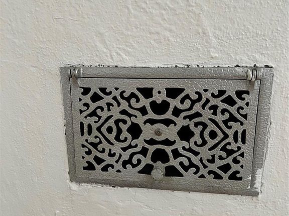 5th image of 5937 W Park Ave