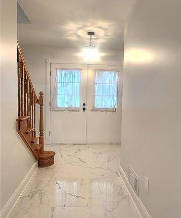 5th image of 4225 Greenwood Ct