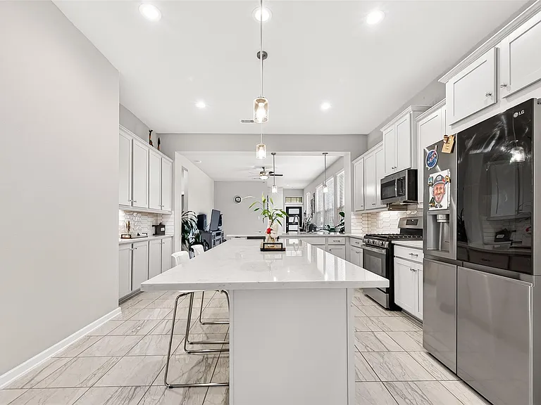 305 Rise Ln — Photo 15