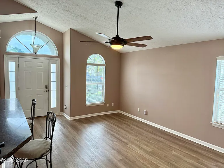 11710 Seashore Ln — Photo 9