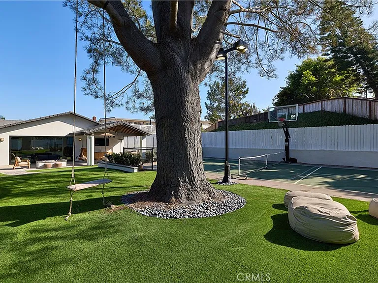 2140 Mountain Vista Dr — Photo 38