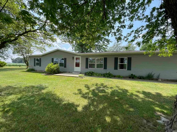 8752 S 600 E, Walton, IN 46994