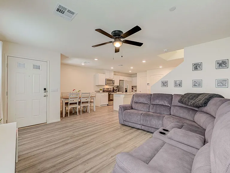 6928 Honor Hill St — Photo 26