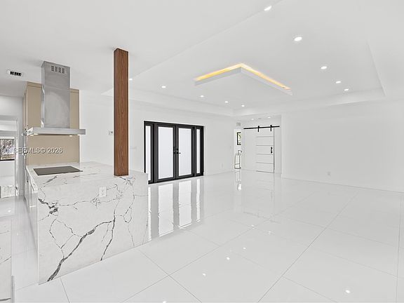 5th image of 1200 Cleveland Rd