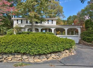800 Old Ridge Rd, Archbald, PA