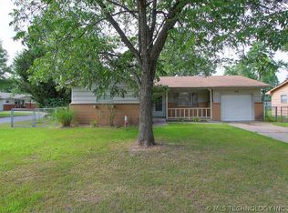 517 E Galveston Dr, Broken Arrow, OK 74012