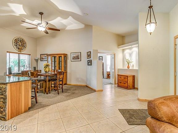 3rd image of 8221 Green Clover Ave