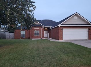 118 Chasen Ct, Byron, GA 31008
