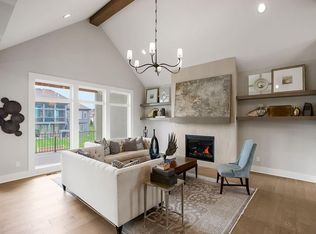 2453 W 175th Pl, Overland Park, KS 66085