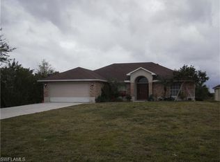 2940 35th Ave NE, Naples, FL 34120