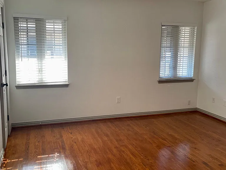 4017 Prescott Ave — Photo 13