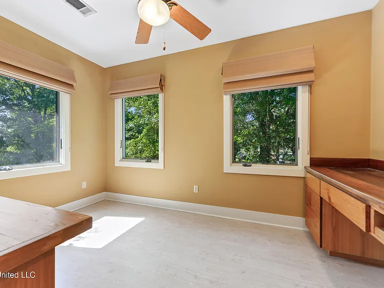 1220 Sunset Ave — Photo 21