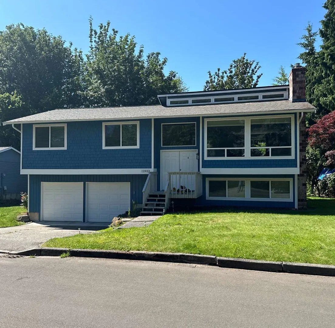 12933 NE 128th Pl photo 1