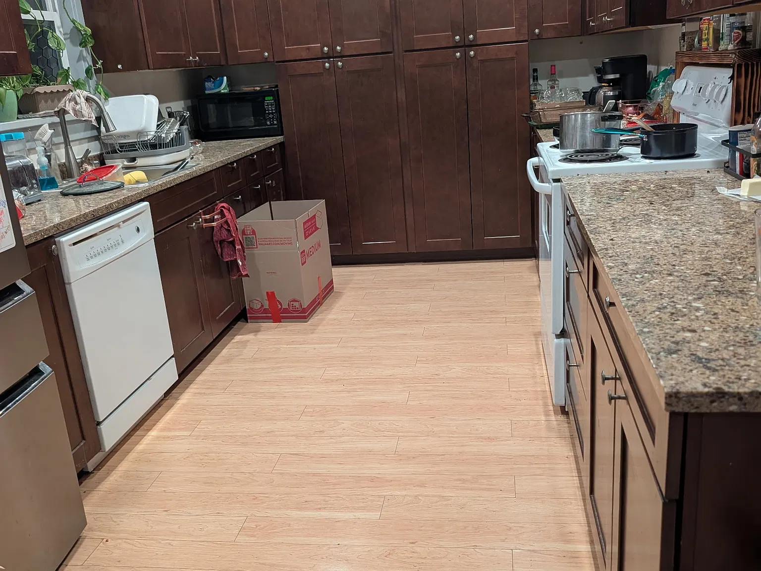 3 bed, 1600 sqft, $2,300 — Photo 3