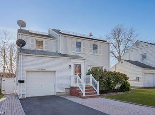 536 W Lake Ave, Rahway, NJ 07065