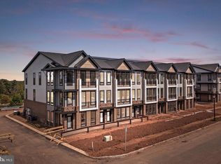 110 Village Dr, Skillman, NJ 08558