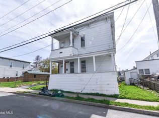 203 Brookside Ave, Amsterdam, NY 12010