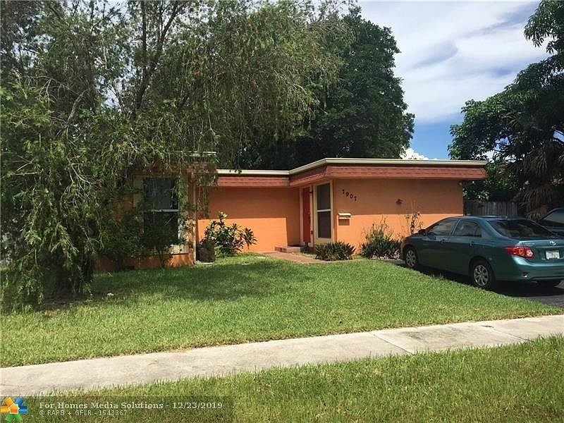 1st image of 7907 NW 72nd Ave