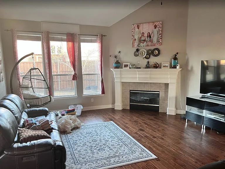 4456 Sandy Water Ln — Photo 12